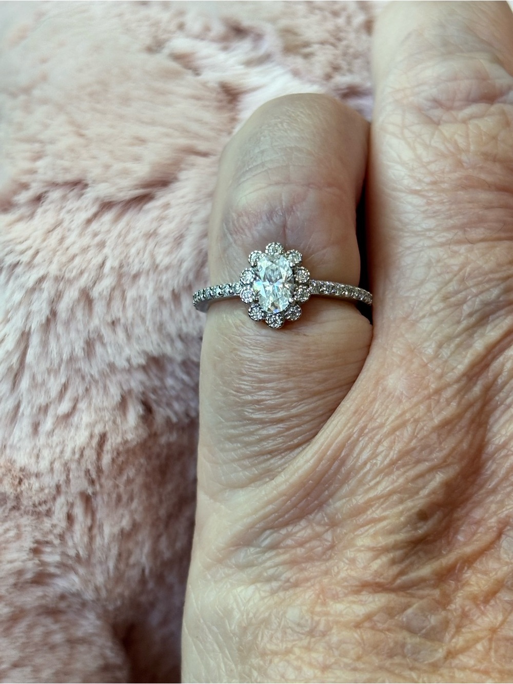 Classic Halo Oval moissanite Engagement Ring size 6